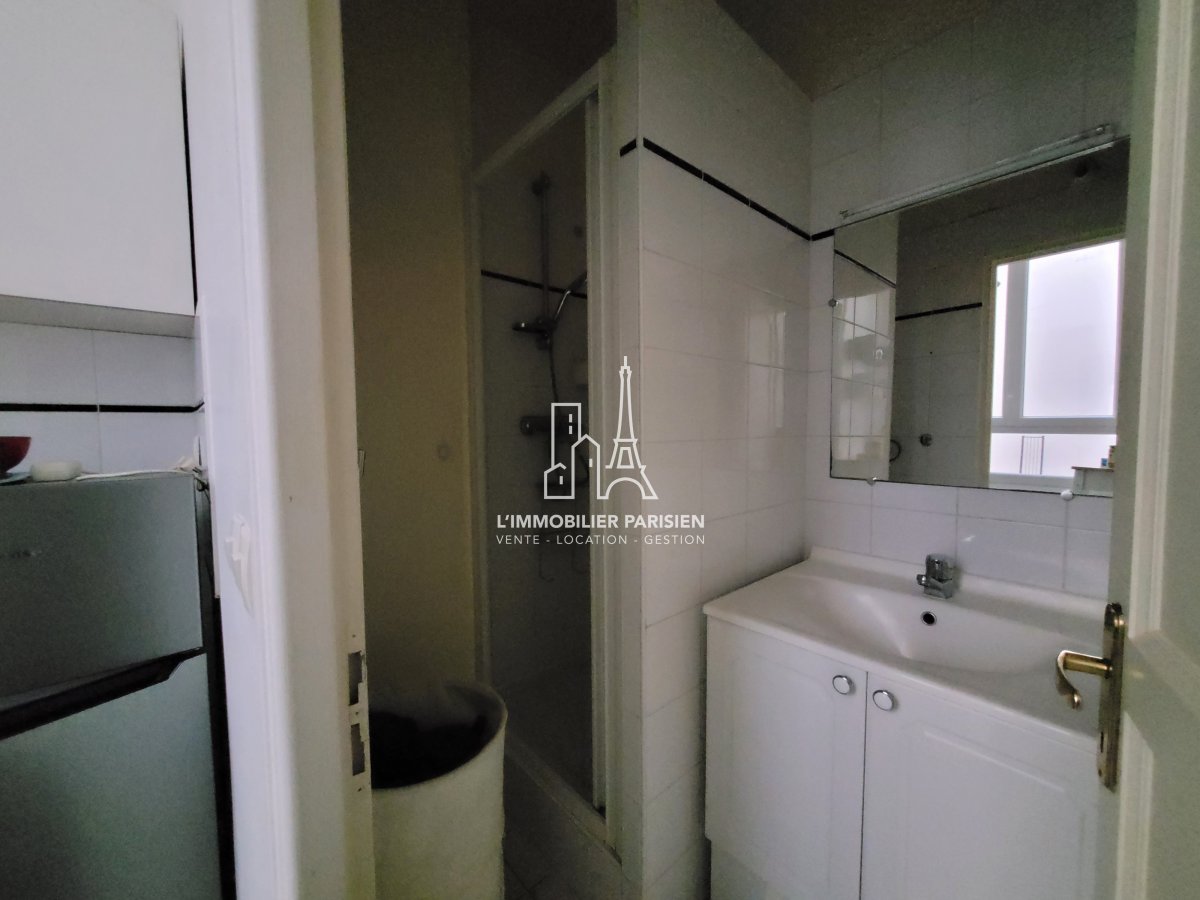 Location Appartement meubl 2 pices - 42.27m 75018 Paris