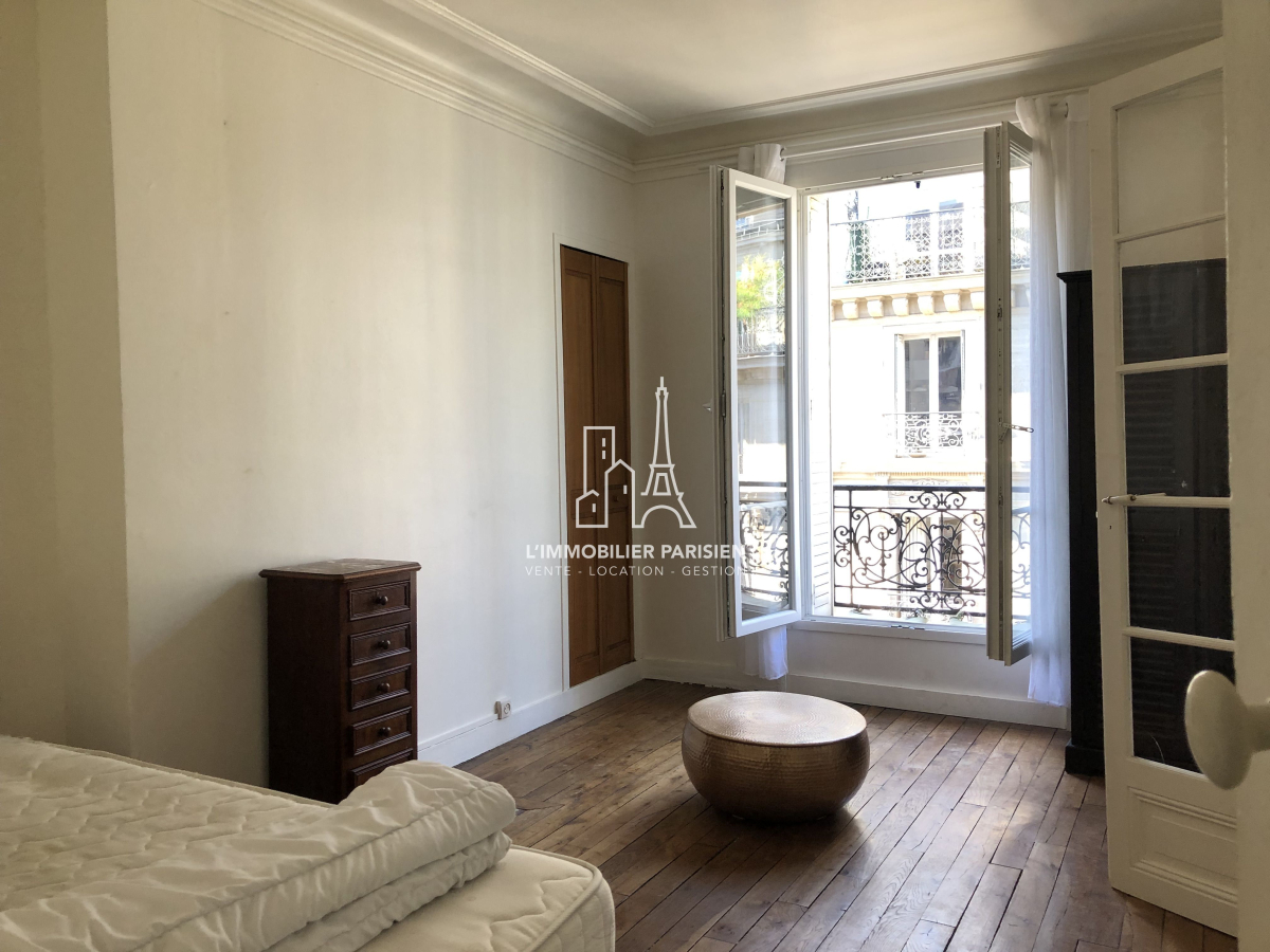 Location Appartement meubl 2 pices - 52m 75018 Paris 18