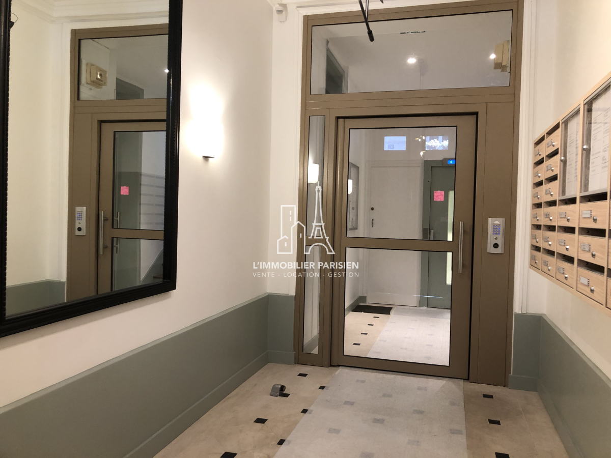 Location Appartement meubl 2 pices - 52m 75018 Paris 18