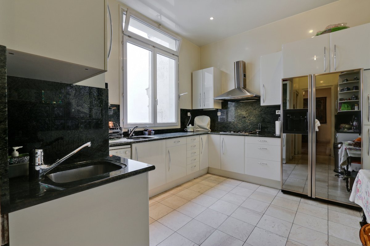 Vente Appartement  6 pices - 160.12m 75009 Paris