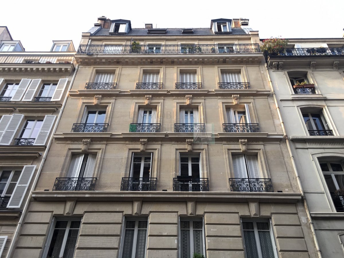 Vente Appartement  2 pices - 49.52m 75009  Paris