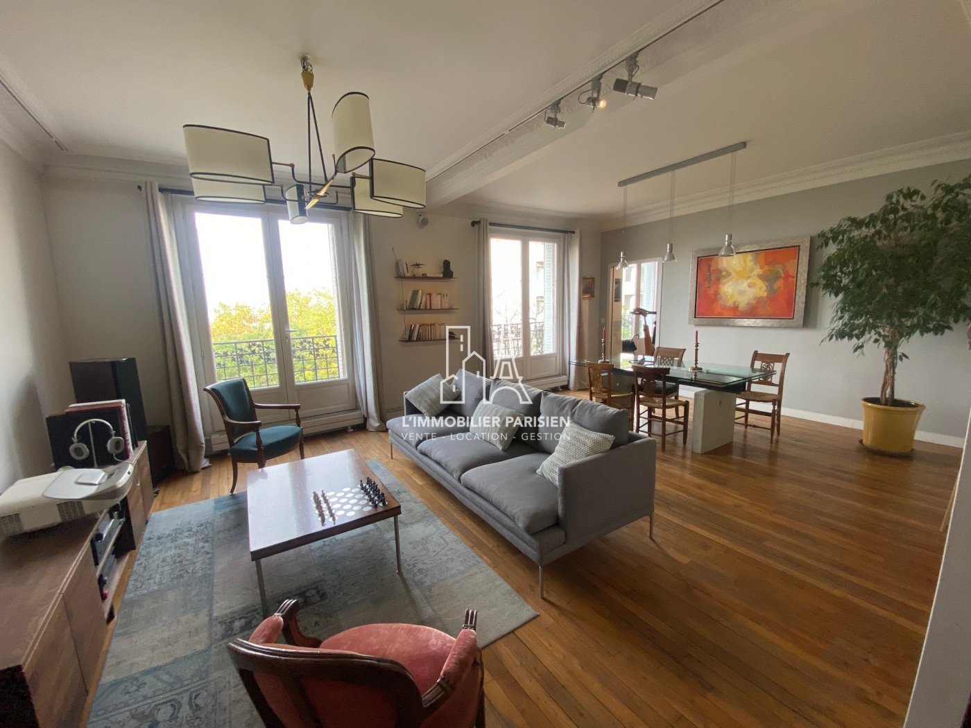 Agence immobilière de 