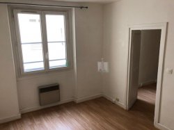 Location appartement Paris 1 75002