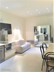 Location appartement meublParis 75009