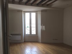 Location appartement Paris 75018