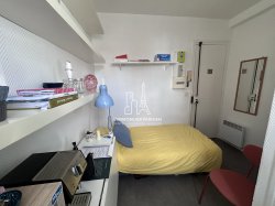 Location appartement Paris 75008