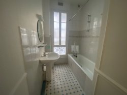 Location appartement Paris 75018