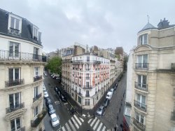 Location appartement meublParis 75018