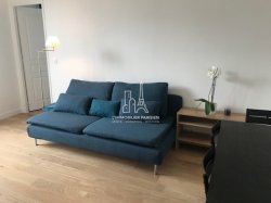 Location appartement meublParis 75018