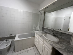 Location appartement meubléParis 75017