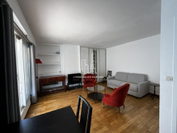 Location appartement meubléParis 75017