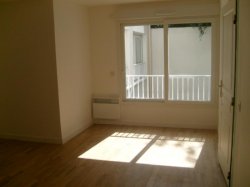 Location appartement Paris 75018