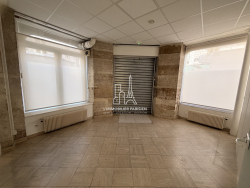 Location local commercial Paris 75017