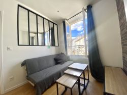 Location appartement meublParis 75018