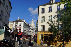 Location appartement meublParis 75018