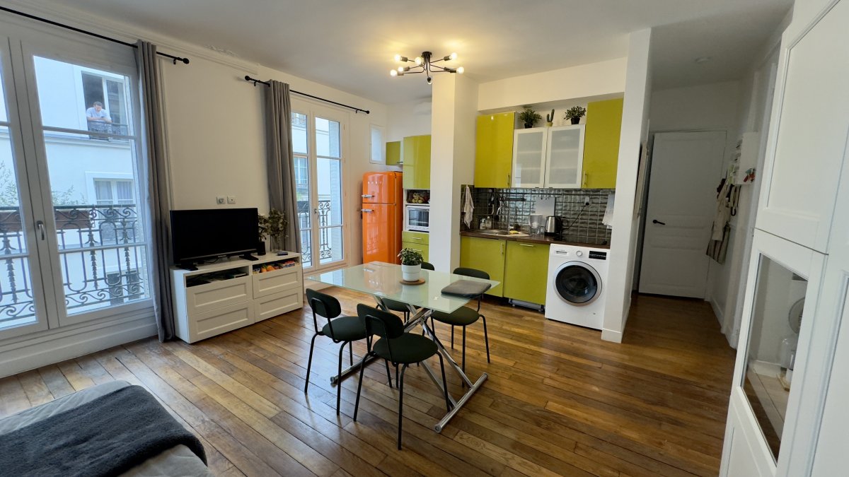 Vente Appartement  3 pices - 52m 75018 Paris