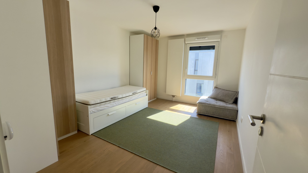 Location Appartement  3 pices - 84m 92220  Bagneux