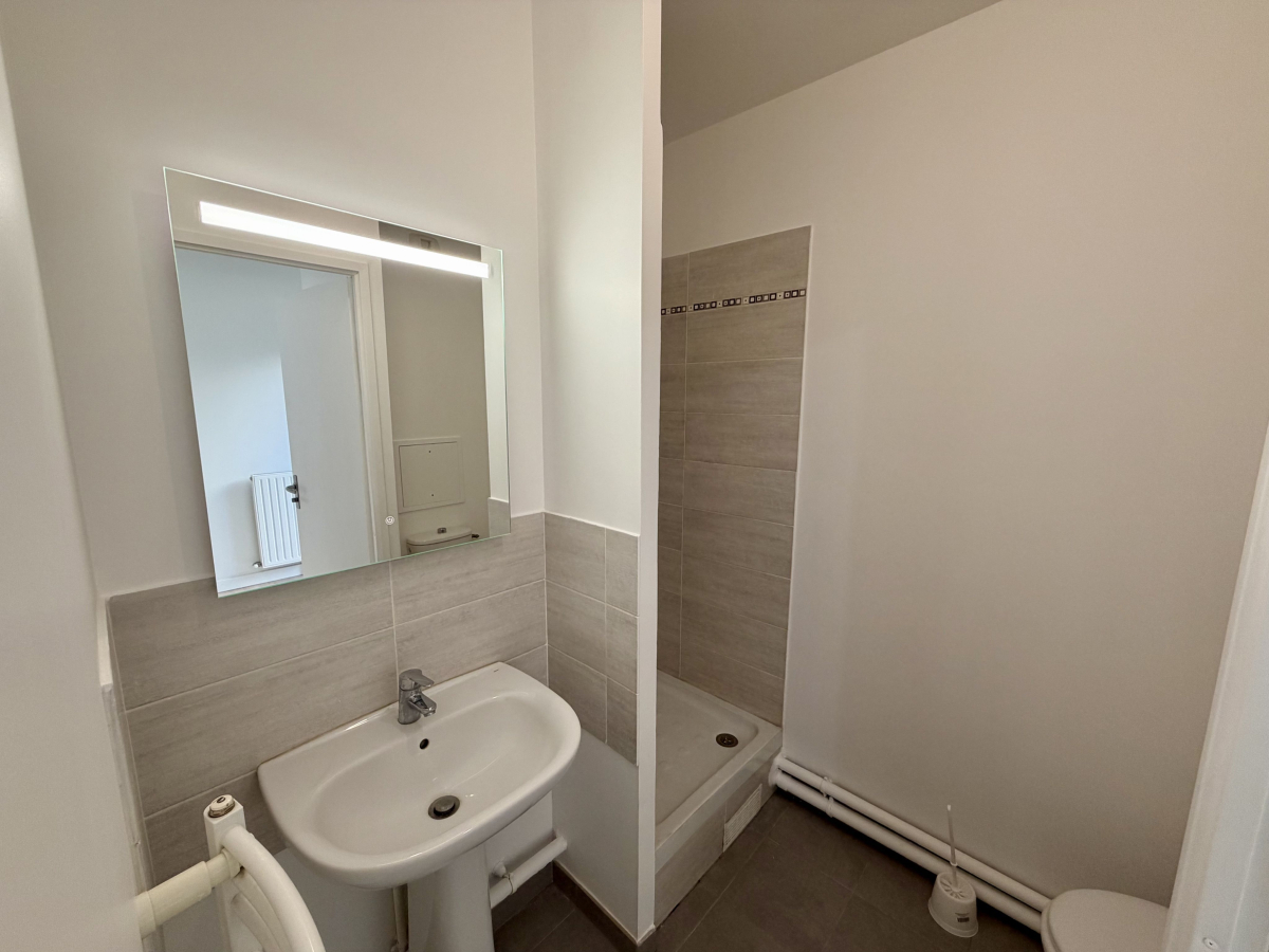 Vente Appartement 4 pièces - 71m² 93300 Aubervilliers