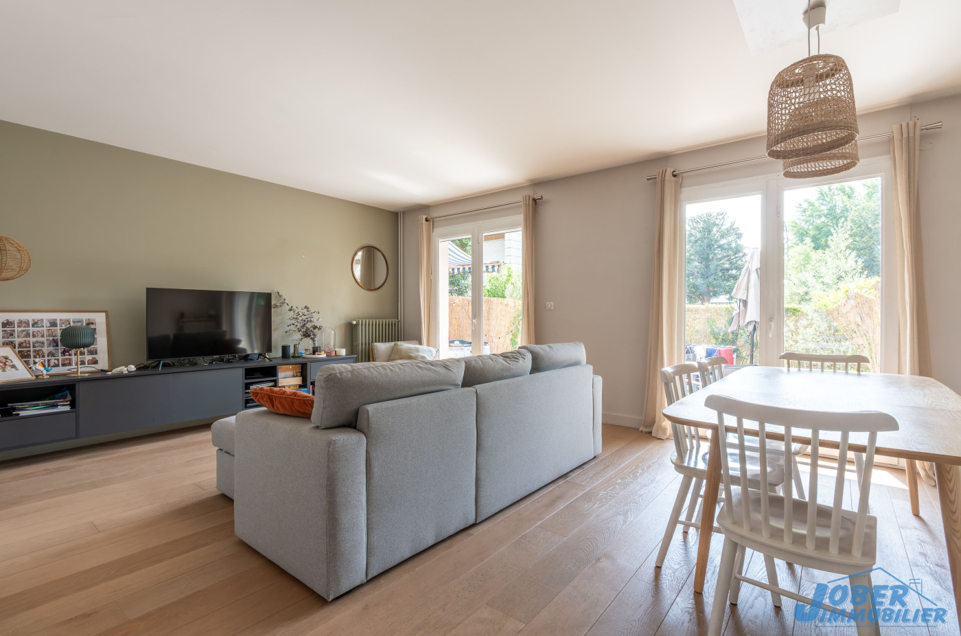 Agence immobilière de 