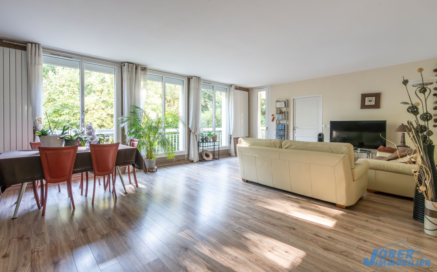 Agence immobilière de 