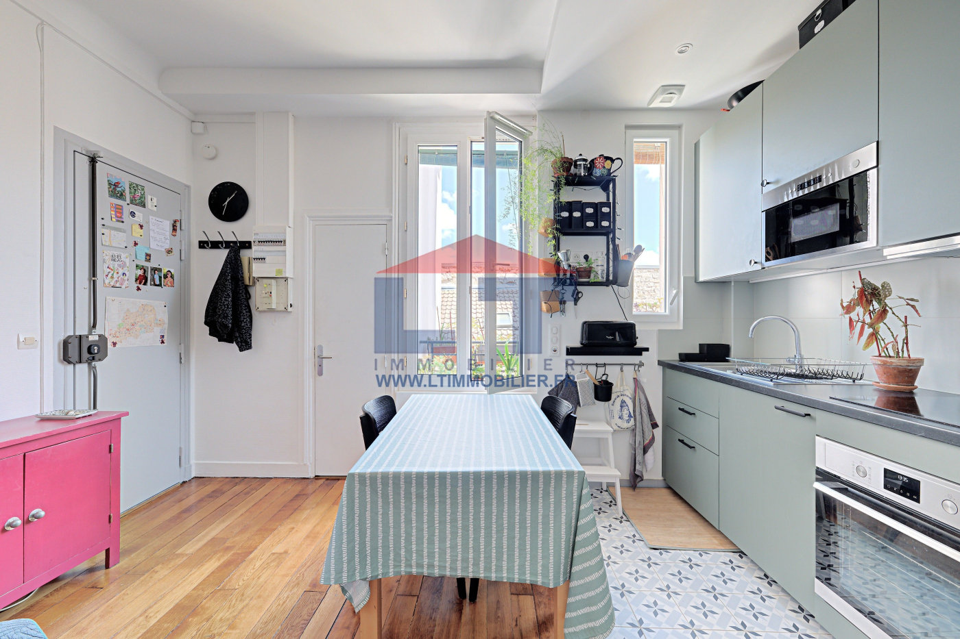 Agence immobilière de 