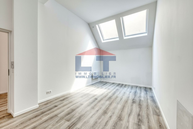 Vente Loft 3 pièces - 158m² 93100 Montreuil