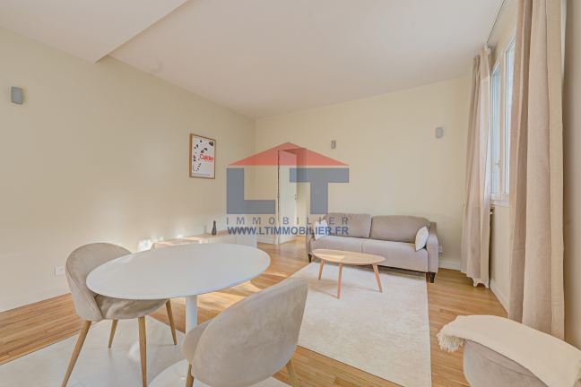 Vente Appartement  2 pi�ces - 41m� 75018 Paris