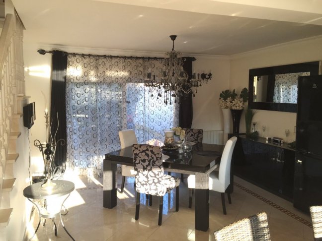 Vente Maison  6 pices - 211m 93320 Les Pavillons Sous Bois