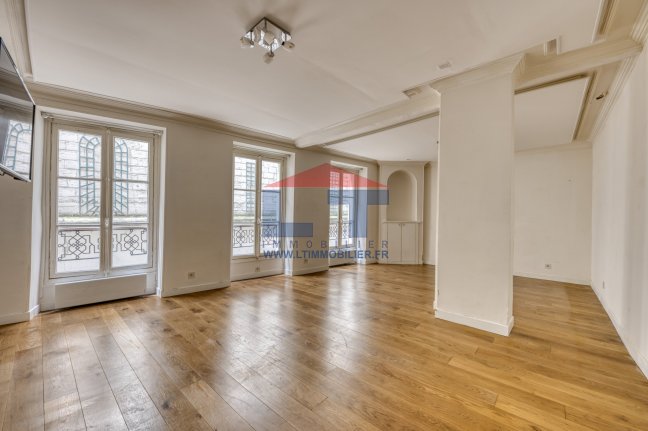 Vente Appartement  3 pices - 62m 75018 Paris