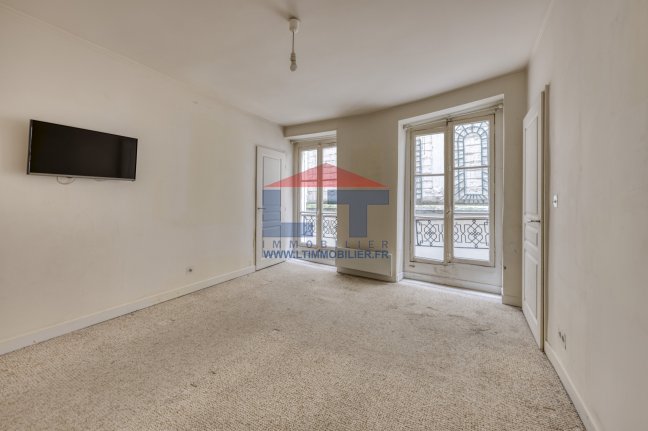 Vente Appartement  3 pices - 62m 75018 Paris