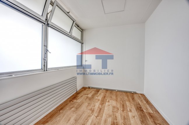 Vente Local commercial  4 pices - 57m 93100 Montreuil