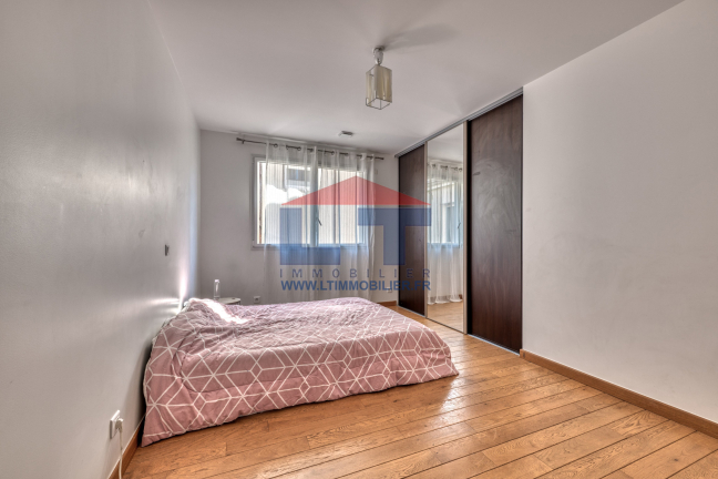 Vente Maison  5 pices - 170m 93100 Montreuil