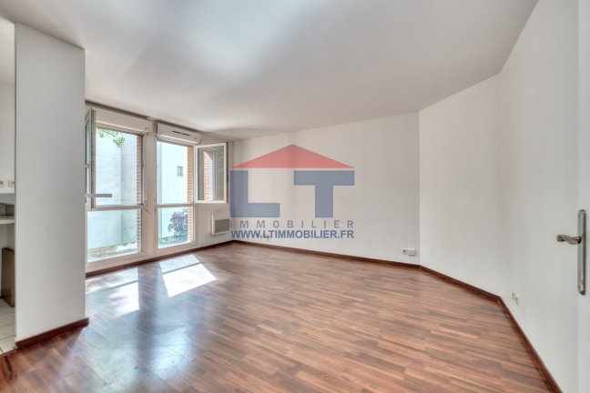 Location Appartement  2 pices - 44m 93100 Montreuil