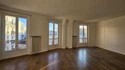 Location appartement Paris 75018