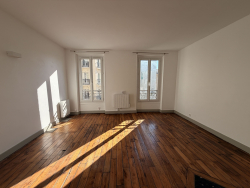 Location appartement Paris 75018