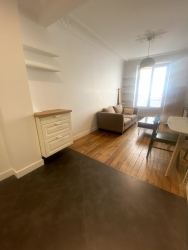 Location appartement meubléParis 75009