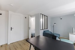 Location appartement meublParis 75018