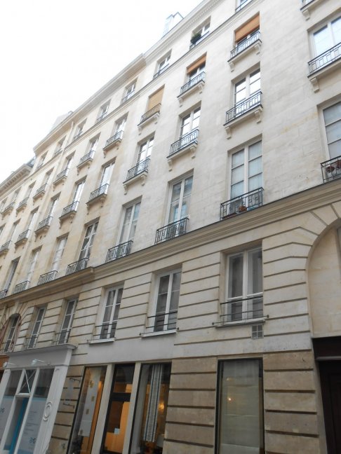 Location Appartement  2 pices - 64m 75002 Paris