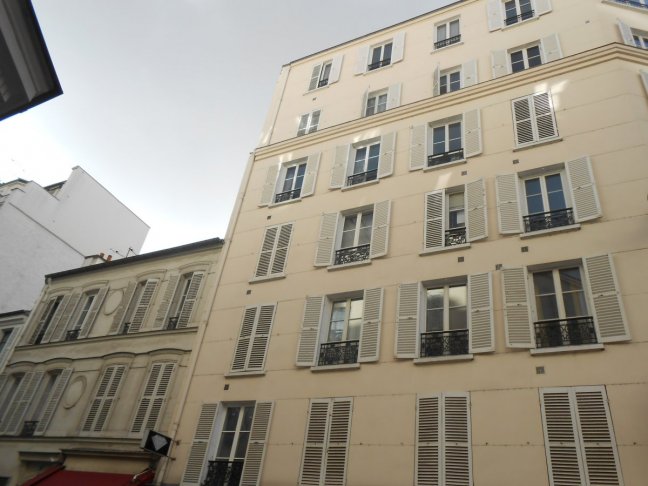 Location Appartement 2 pièces - 31m² 75007 Paris