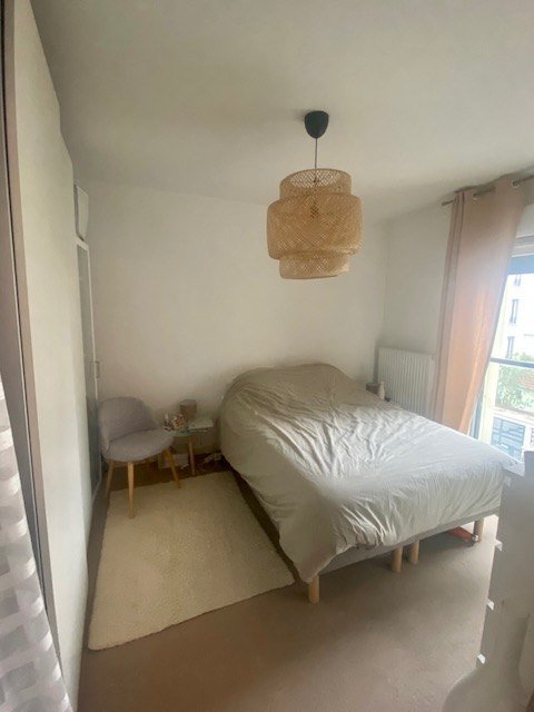 Location Appartement  2 pices - 42m 93200 Saint-denis