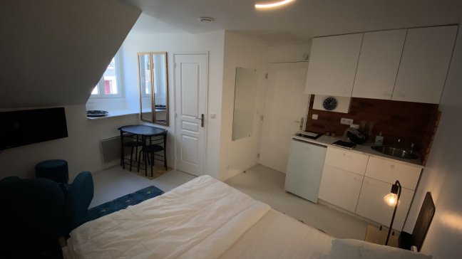 Location Appartement meubl� 1 pi�ce (studio) - 13m� 75018 Paris