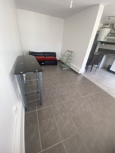 Location Appartement 1 pièce (studio) - 28m² 93700 Drancy