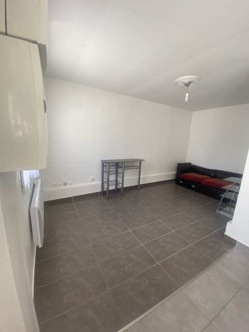 Location Appartement 1 pièce (studio) - 28m² 93700 Drancy