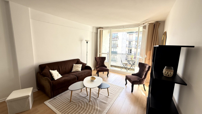 Location Appartement 2 pièces - 51m² 75015 Paris