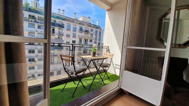 Location Appartement 2 pièces - 51m² 75015 Paris
