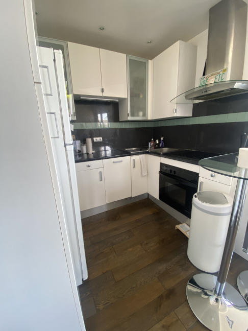 Location Appartement 2 pièces - 52m² 75016 Paris