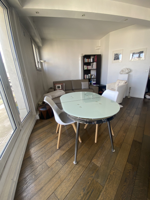 Location Appartement 2 pièces - 52m² 75016 Paris