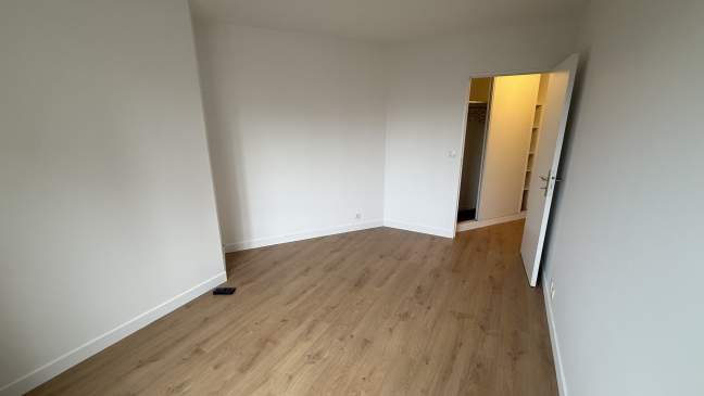 Location Appartement  4 pi�ces - 86m� 92400 Courbevoie