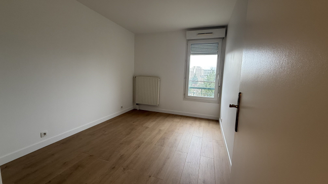 Location Appartement  4 pi�ces - 86m� 92400 Courbevoie