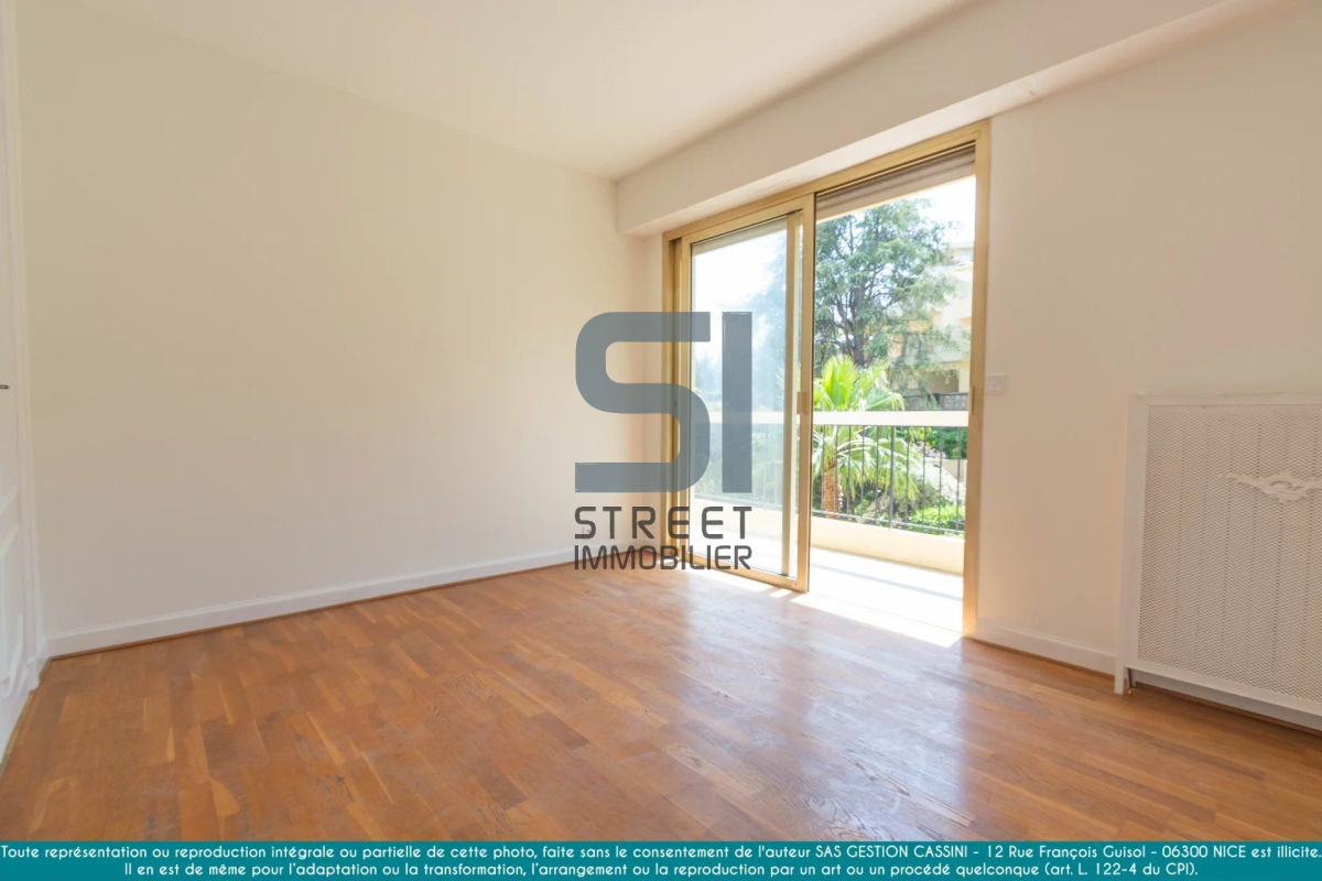 Location Appartement  4 pièces - 113m² 06000 Nice